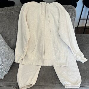 Aritzia Cream Hoodie and Sweatpants Set